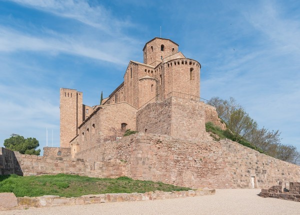 Actividad Castillo y Colegiata de Sant Vicenç de Cardona